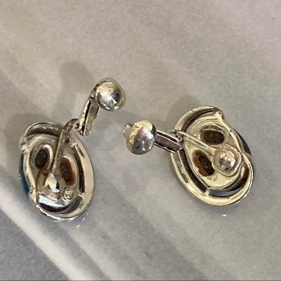 Vintage Blue Fractured Glass Cabochon Clip-On Earrings - Picture 7 of 8